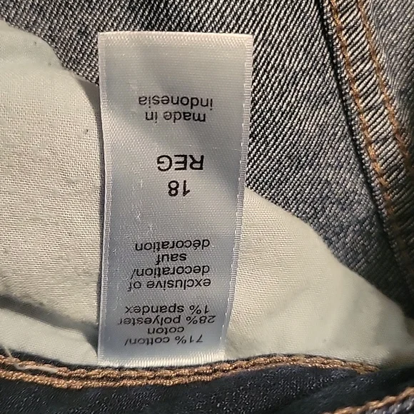 4 pairs of maurices pants. - Picture 7 of 10